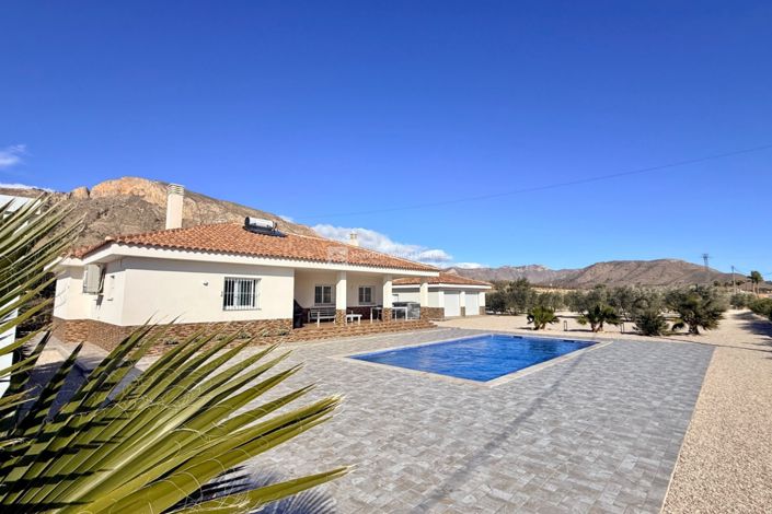 Image No.22-3 Bed Villa for sale