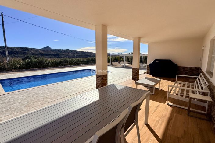 Image No.32-3 Bed Villa for sale