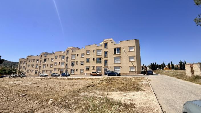 Image No.4-2 Bed Apartment for sale