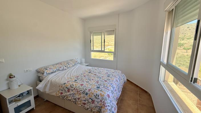 Image No.21-2 Bed Apartment for sale