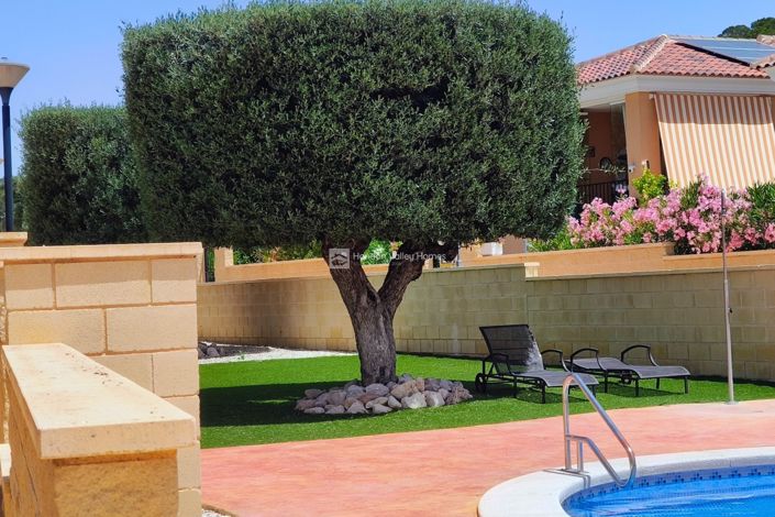 Image No.2-2 Bed Property for sale
