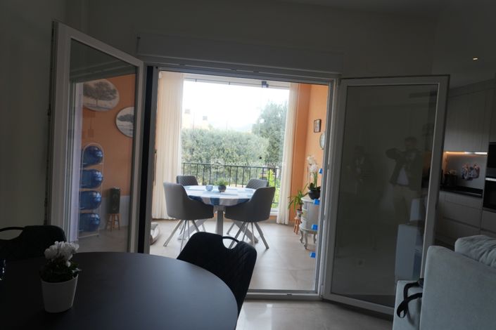 Image No.24-2 Bed Property for sale