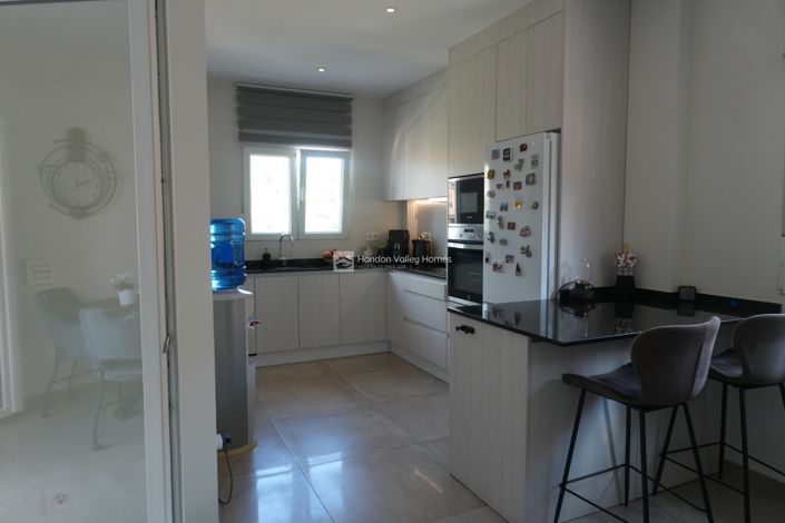 Image No.39-2 Bed Property for sale