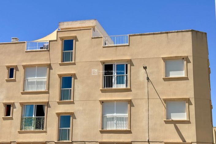 Image No.5-2 Bed Property for sale