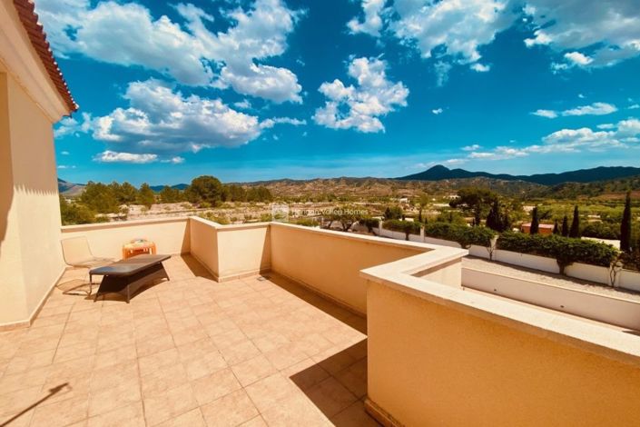 Image No.49-4 Bed Property for sale
