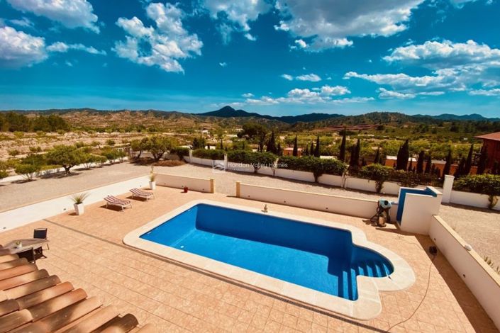 Image No.50-4 Bed Property for sale