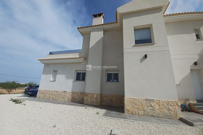 Image No.13-6 Bed Villa for sale