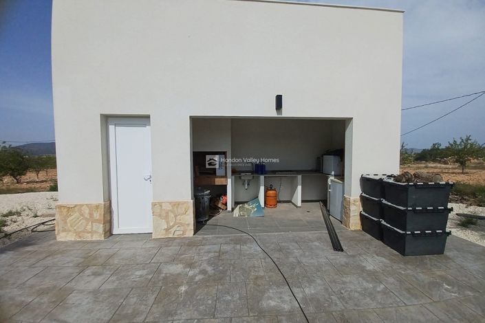 Image No.15-6 Bed Villa for sale