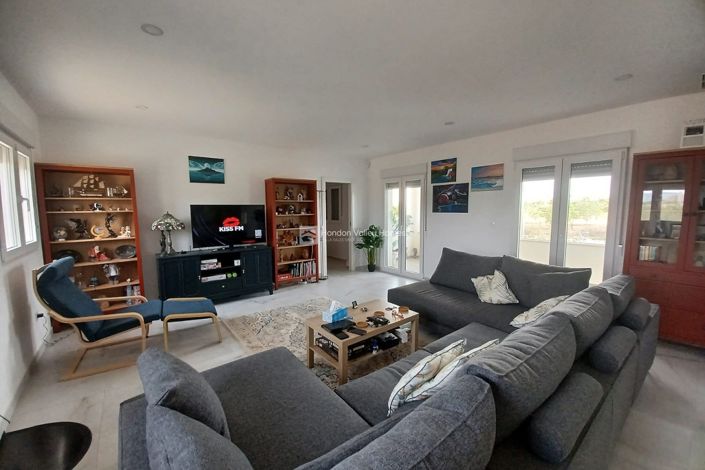 Image No.19-6 Bed Villa for sale