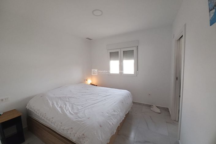 Image No.45-6 Bed Villa for sale