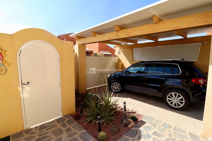 Image No.15-3 Bed Property for sale