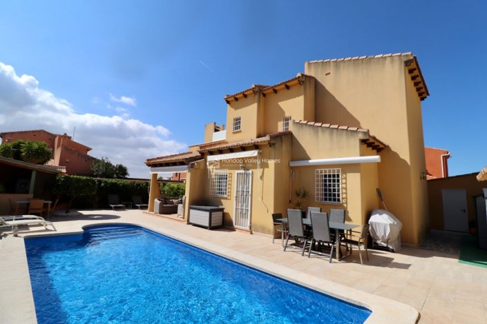 Image No.2-3 Bed Property for sale