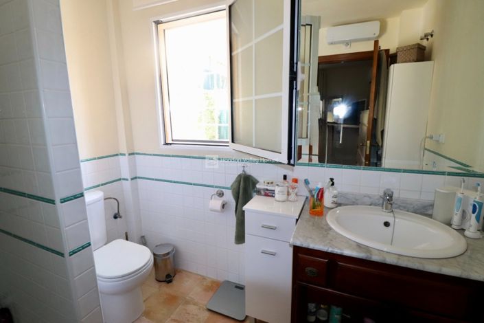 Image No.30-3 Bed Property for sale