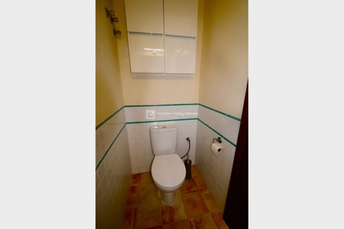 Image No.31-3 Bed Property for sale