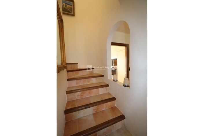 Image No.33-3 Bed Property for sale
