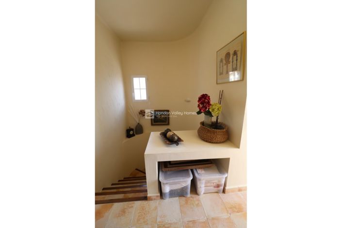 Image No.34-3 Bed Property for sale