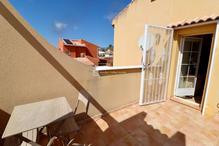 Image No.44-3 Bed Property for sale