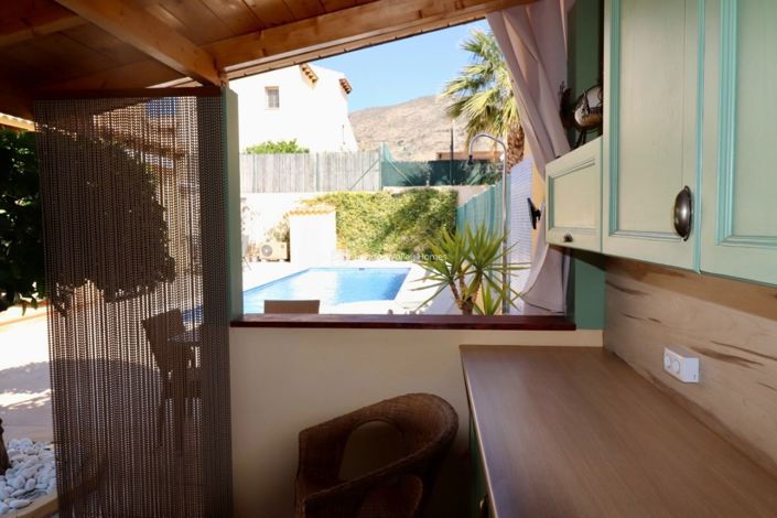 Image No.8-3 Bed Property for sale