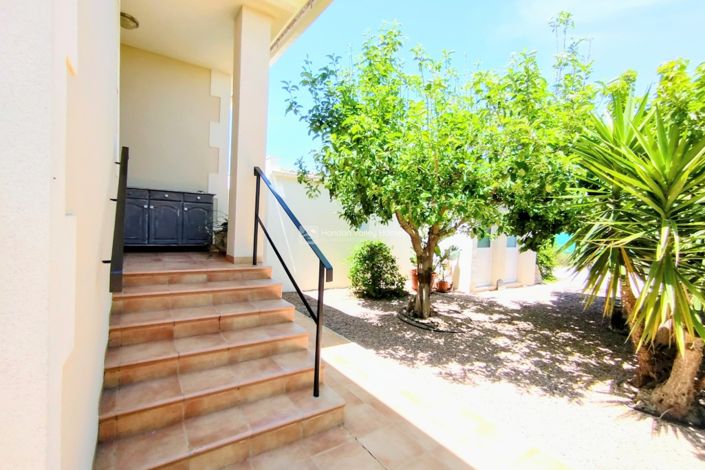 Image No.11-5 Bed Villa for sale