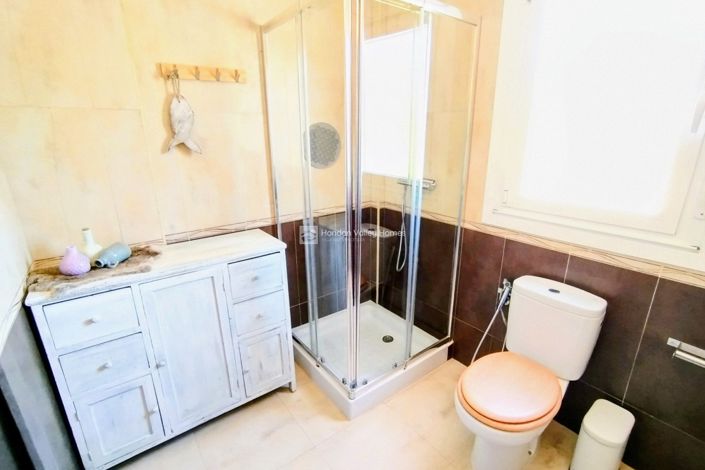 Image No.37-5 Bed Villa for sale