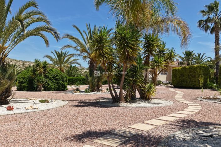 Image No.9-5 Bed Villa for sale