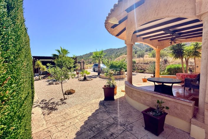 Image No.19-4 Bed Villa for sale