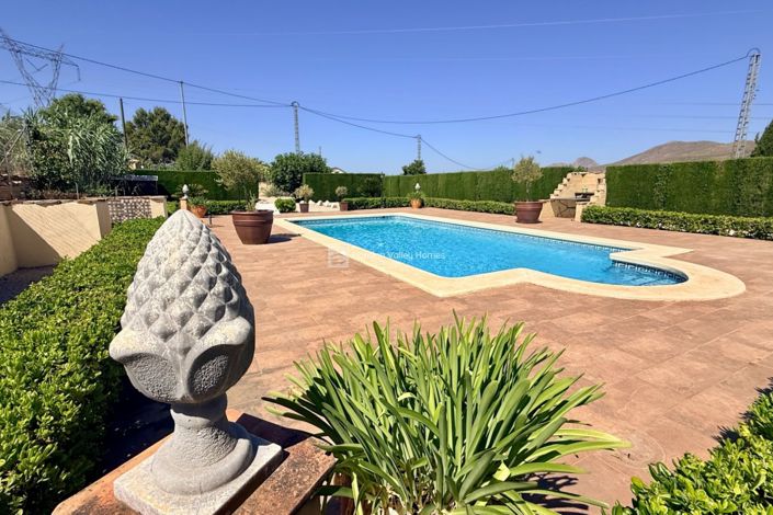 Image No.22-4 Bed Villa for sale
