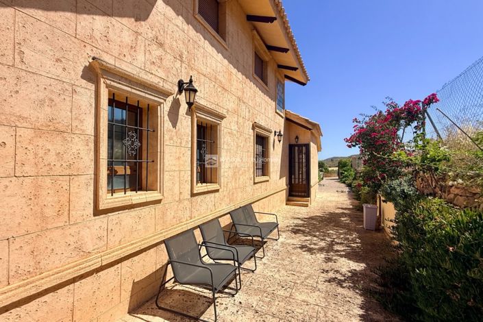 Image No.23-4 Bed Villa for sale