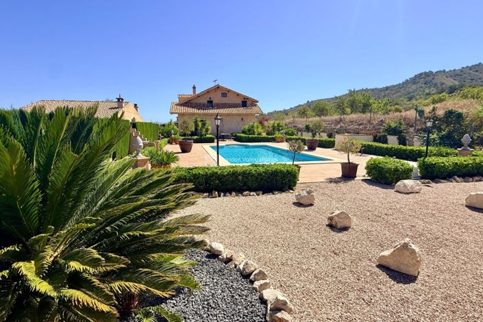 Image No.24-4 Bed Villa for sale