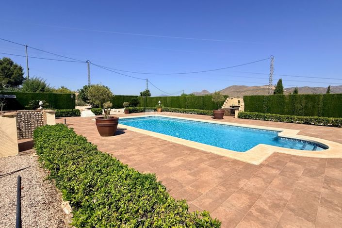 Image No.30-4 Bed Villa for sale