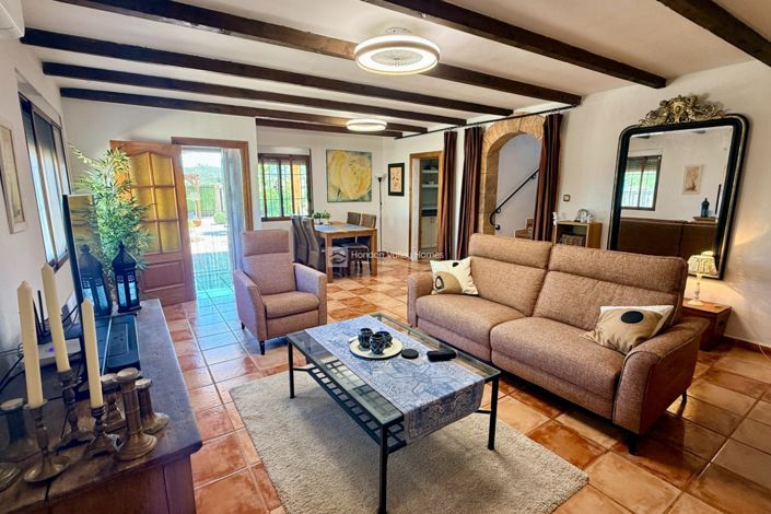 Image No.36-4 Bed Villa for sale