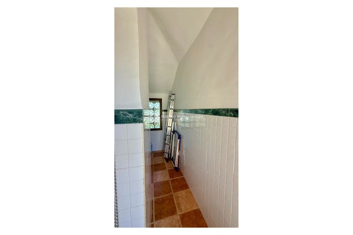Image No.40-4 Bed Villa for sale