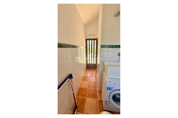 Image No.42-4 Bed Villa for sale