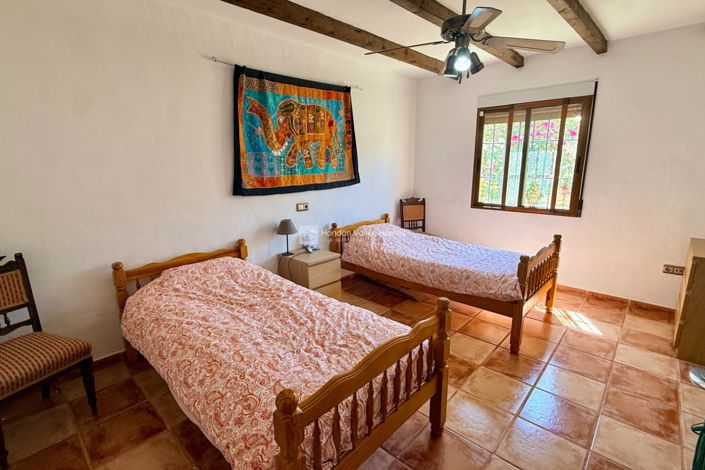 Image No.44-4 Bed Villa for sale