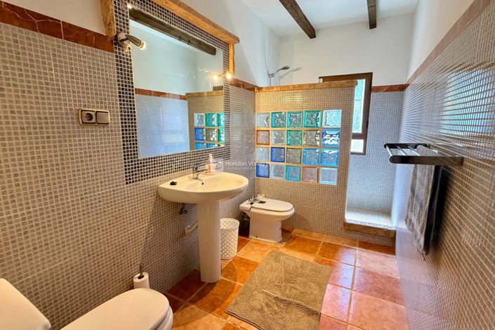 Image No.46-4 Bed Villa for sale