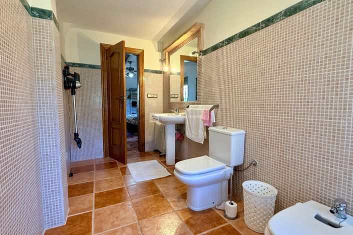 Image No.51-4 Bed Villa for sale