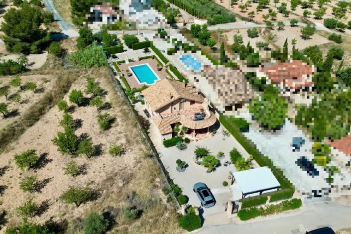 Image No.8-4 Bed Villa for sale