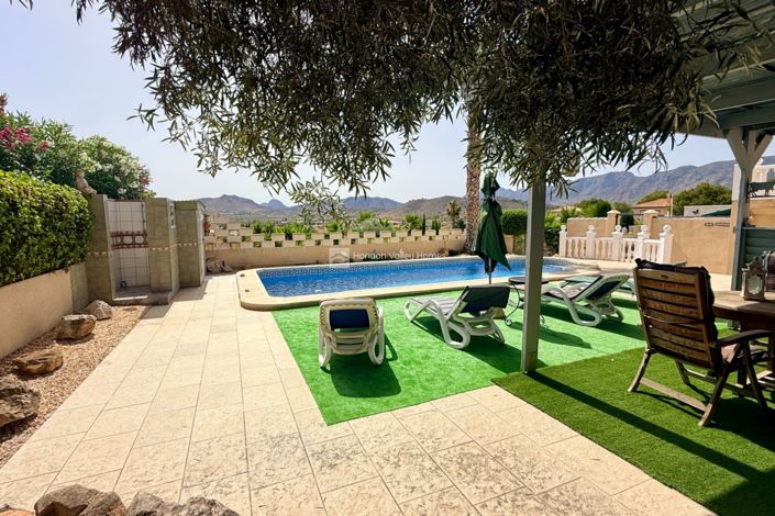 Image No.20-7 Bed Property for sale