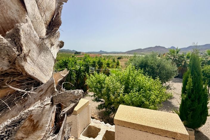 Image No.24-7 Bed Property for sale