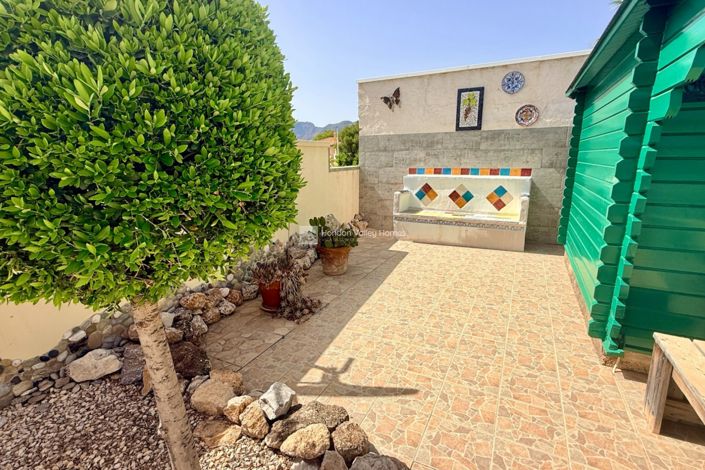 Image No.28-7 Bed Property for sale