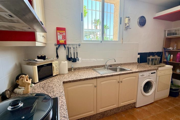 Image No.45-7 Bed Property for sale