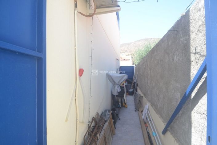 Image No.43-4 Bed Property for sale