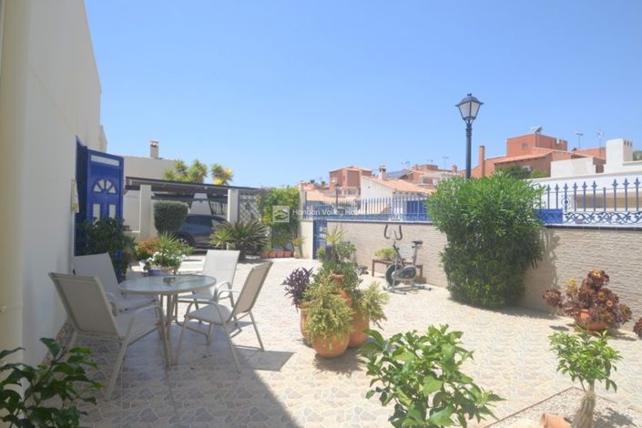 Image No.5-4 Bed Property for sale