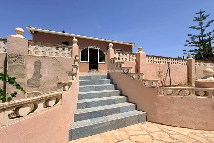 Image No.19-3 Bed Villa for sale