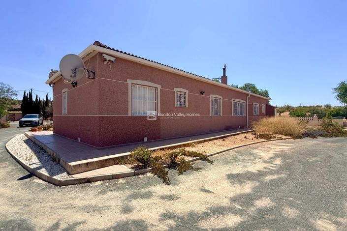 Image No.33-3 Bed Villa for sale