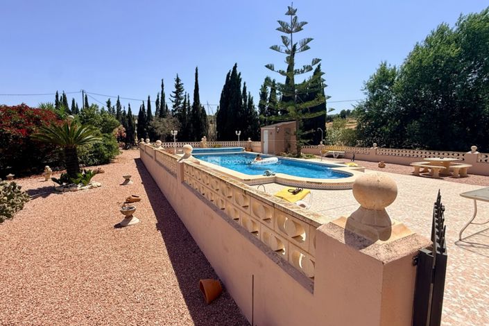 Image No.34-3 Bed Villa for sale