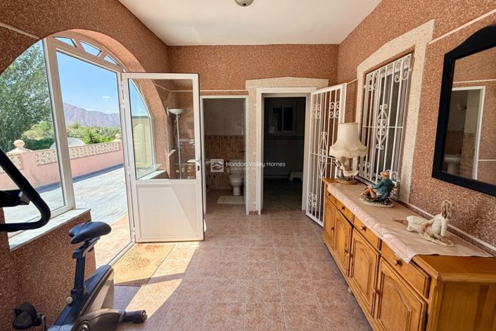 Image No.38-3 Bed Villa for sale