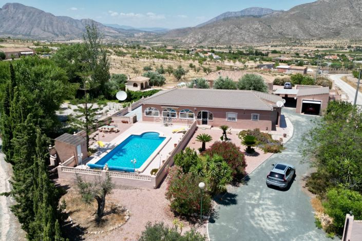 Image No.5-3 Bed Villa for sale