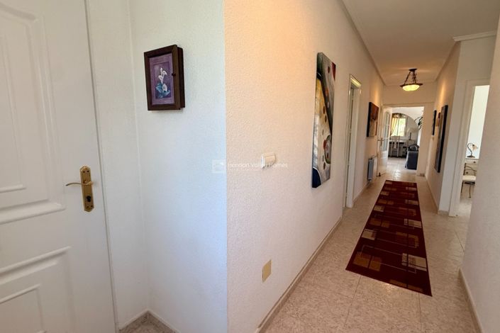 Image No.50-3 Bed Villa for sale