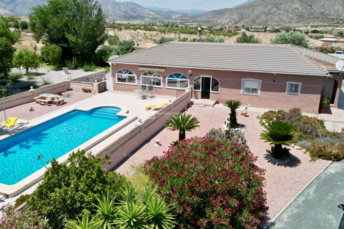 Image No.7-3 Bed Villa for sale
